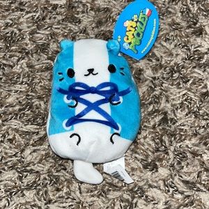 Cat Vs Pickle. Lacey #175